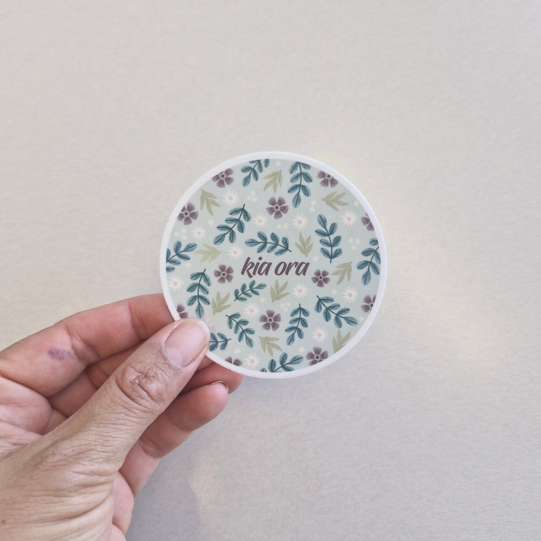 Kia ora • Circle stickers